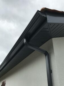 RENOVATION D'AVANTS TOIT ET GOUTTIERES AU GOLF DE GUJAN MESTRAS | Gouttière Alu Bassin RENOVATION D'AVANTS TOIT ET GOUTTIERES AU GOLF DE GUJAN MESTRAS
